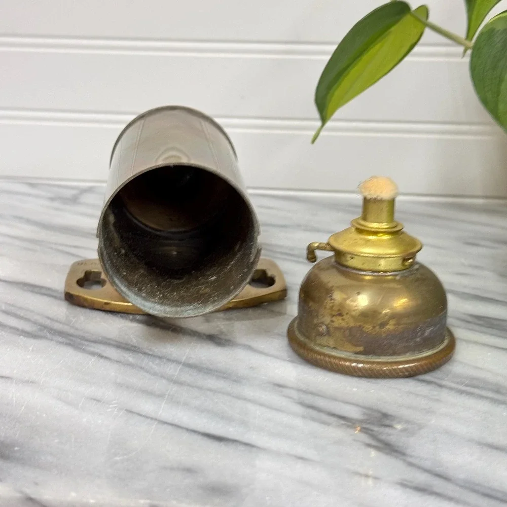 Vintage Bendix Brass Oil Lamp: Early Auto/Nautical Carriage Light